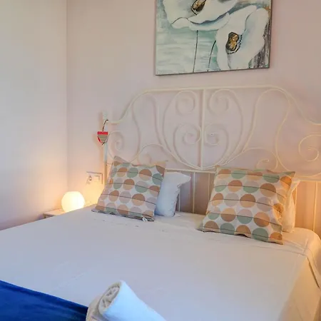Apartment Seaside Cozy By Hello Homes *