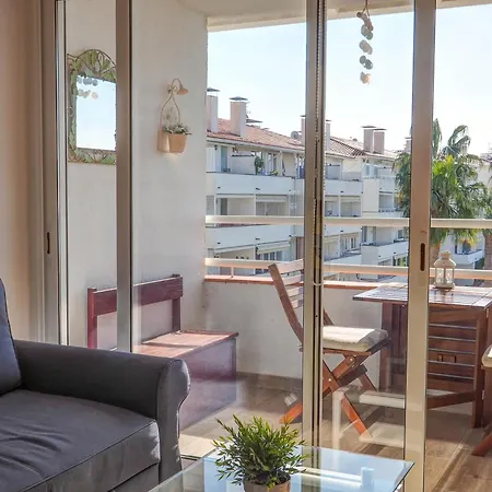 Apartment Seaside Cozy By Hello Homes Sitges