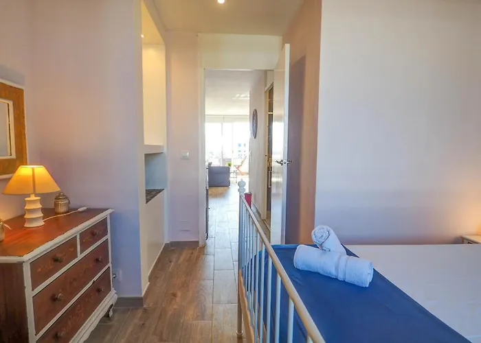 Seaside Cozy By Hello Homes * Сиджес